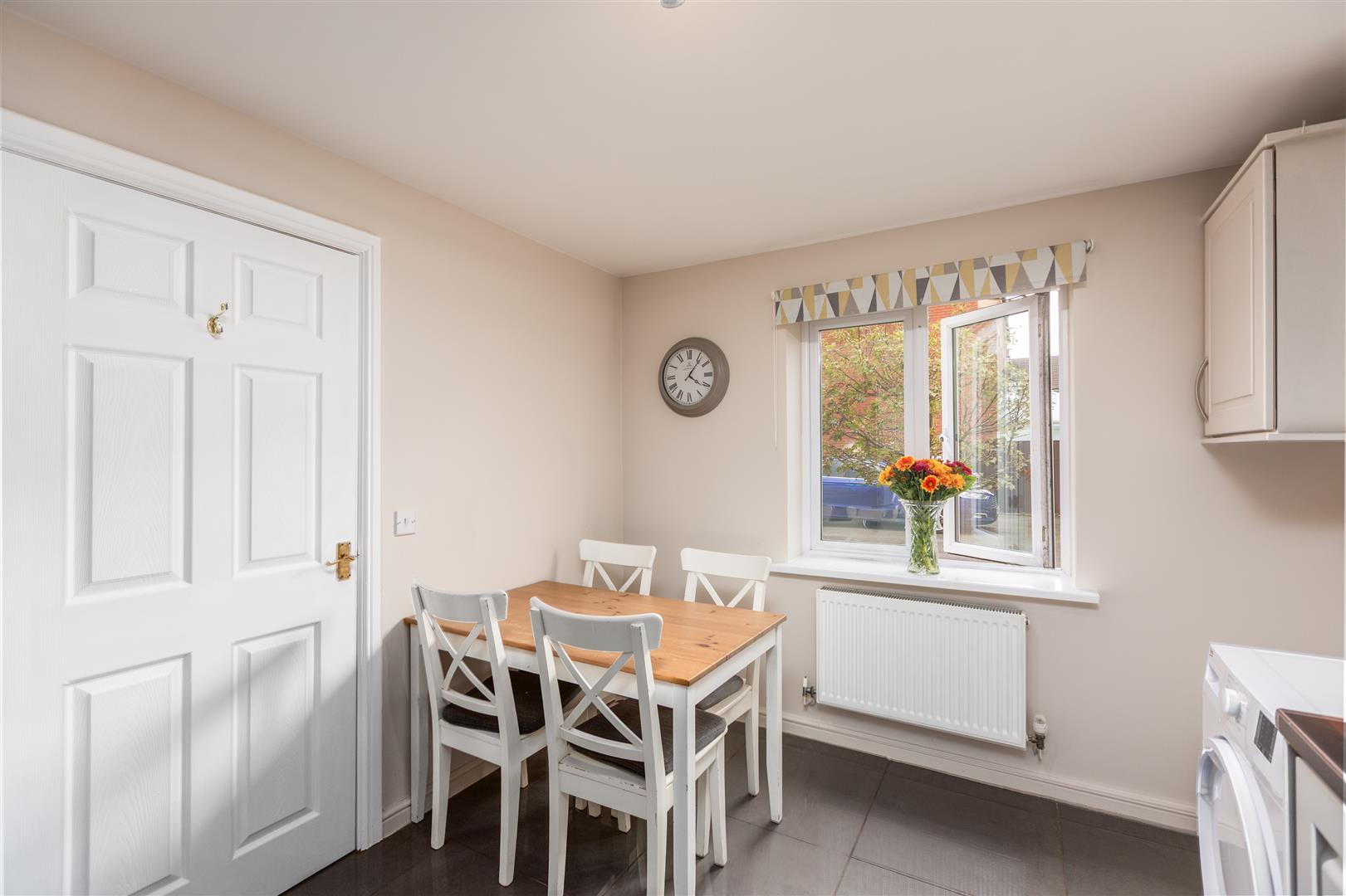 Ffordd Y Gamlas, Bynea, Llanelli, SA14 9AY
